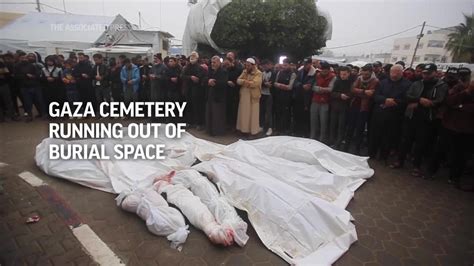 Gaza cemetery running out of burial space