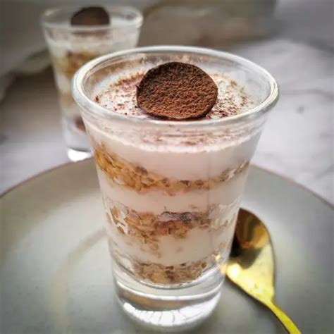 The Healthiest Tiramisu Overnight Oats Recipe Alisha S Dessert Safari