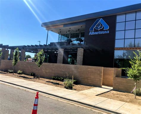 Albertsons plans Boise mural for its 'Recipe for Change' program