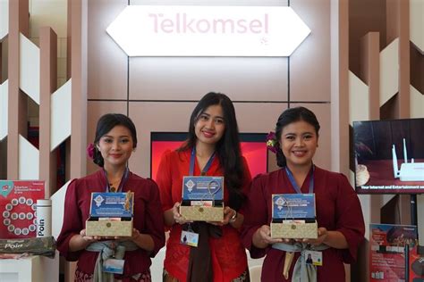 Foto Sinyal Dan Layanan Telkomsel Siap Dukung Ktt Ais Forum Di Bali