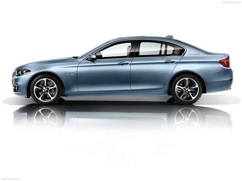 2016 BMW 5 Series Hybrid - Specs & Trims | CarBuzz