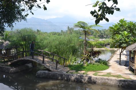 kampoeng banyumili petualanganku