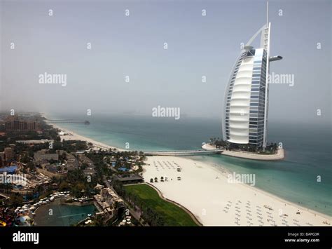 Burj al Arab super luxury hotel and Wild Wadi water amusement park ...