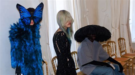 Dans Les Coulisses Des Défilés Haute Couture Automne Hiver 2024 2025 à