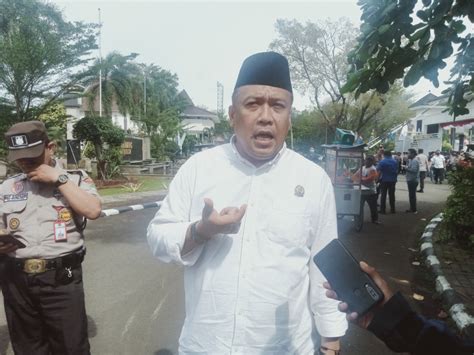 Ketua DPRD Desak Pemkab Karawang Perbaiki Gedung Sekolah Yang Rusak