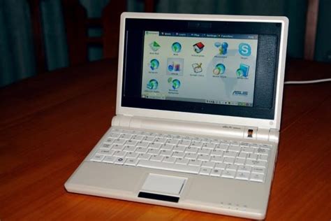 A Short History of Netbooks, a Technology Before Their Time