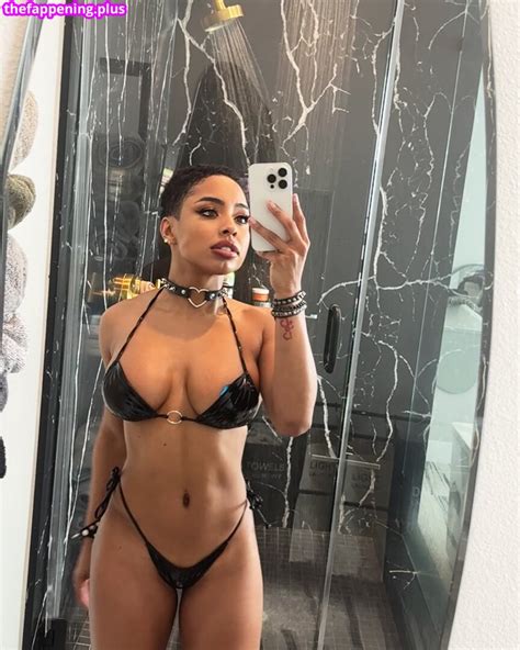 Qimmah Russo Qimmahrusso Qimmahrussovip Nude Onlyfans Photo