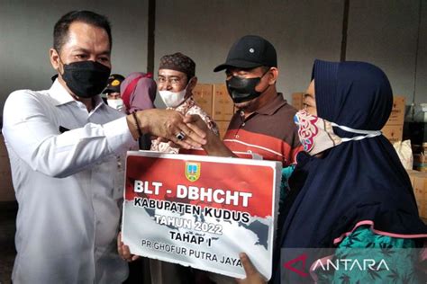 Kabar Baik Bagi Buruh Rokok Di Kudus Blt Diberikan Selama Bulan