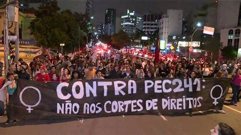 Manifestantes Protestam Em S O Paulo Contra A Pec Do Teto De Gastos