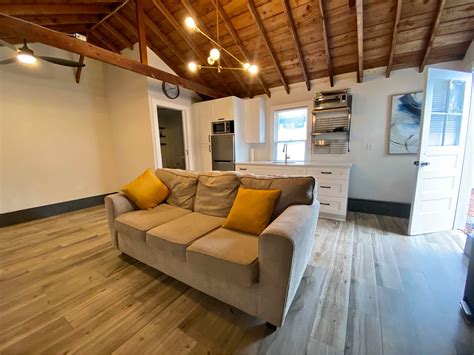 Local retail shops will migrate to facebook marketplace sarasota 3