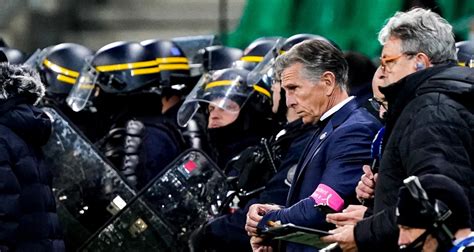 ASSE INFO BUT L avenir de Claude Puel ne tient toujours qu à un fil