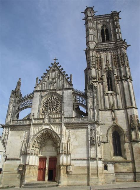 Visites guidées de la Collégiale Saint Martin à Clamecy Paroisse