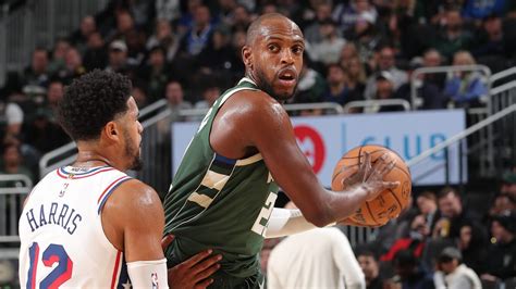 Bucks' Khris Middleton won’t play Sunday against Hawks | NBA.com