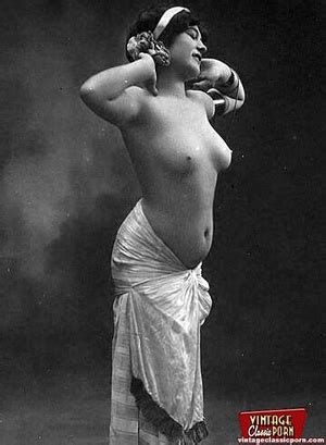 Xxx Hairy Vintage Ancient Hardcore Pictures With Sexy N XXX Dessert