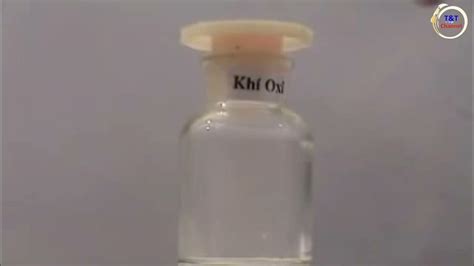 P2O5 + H2O (diphosphorus pentoxide reacts with water) - YouTube