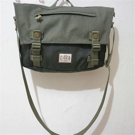 Eiger Wanderer Olive Fesyen Pria Tas Dompet Tas Selempang Di