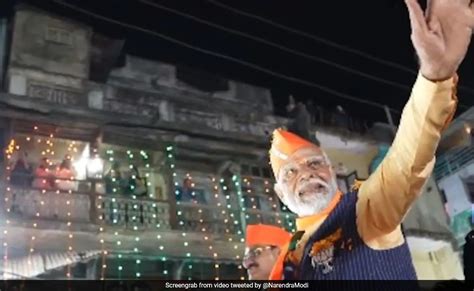 PM Modi Holds Mega Roadshow With Saffron Corridor In Madhya Pradesh S