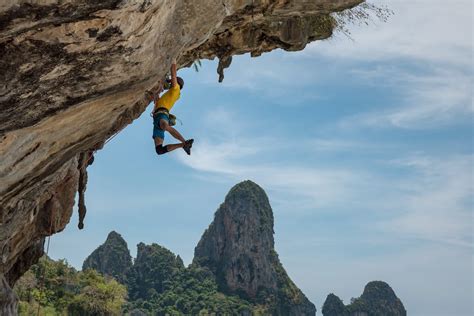 6 Best Adventure Sports In India For Adrenaline Seekers - RVCJ Media