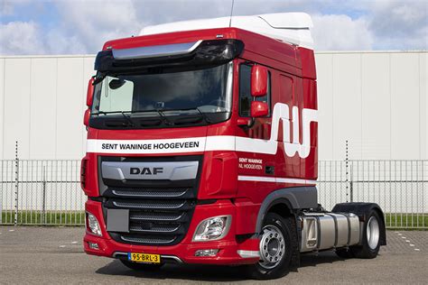 Nieuwe Daf Xf Trucks Afgeleverd Aan Bakker Bedrijfswagens Transport