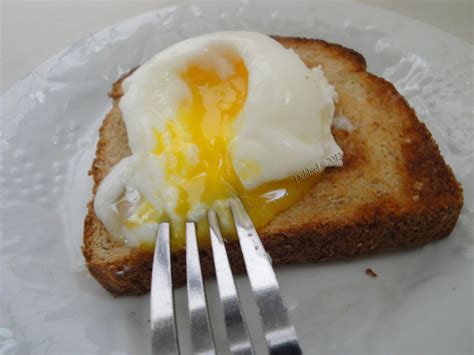 microwave  poached egg   microwave oven quick easy guide