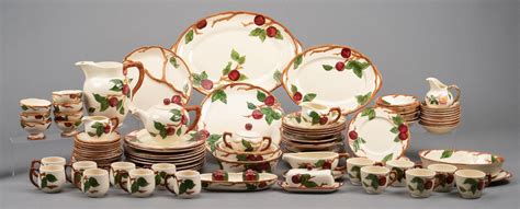 Franciscan Apple Pattern Dinnerware Auction