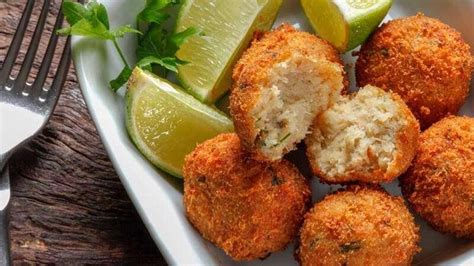 Bolinho De Bacalhau Simples E Delicioso