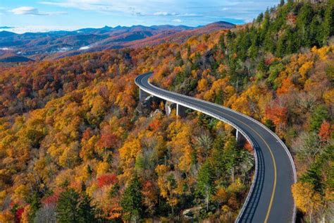 The Best Off Beat Towns To Go Leaf Peeping Across The Usa And Canada