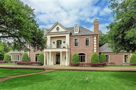 Houston Mansion With 50 Car Garage In Rivercrest Hits Markets For 10M