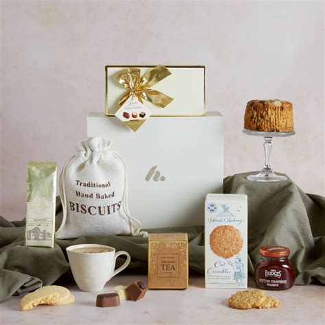 The Highland Gift Hamper | Scottish Food Hampers | hampers.com