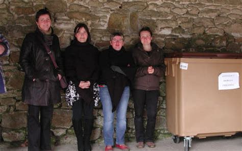 Amicale La Que Op Ration De Collecte De Vieux Journaux Le T L Gramme