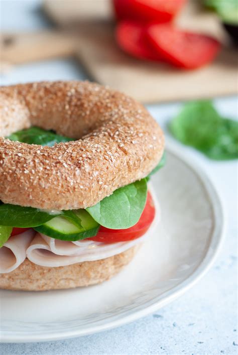 Turkey Avocado Bagel Sandwich - Macrostax