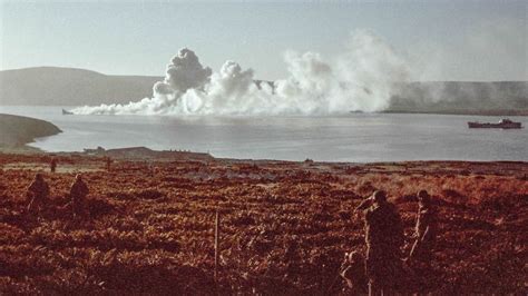 24 May 82 HMS Antelope sinking – South Atlantic Medal Association (82)