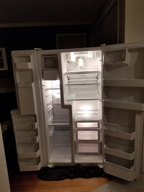 36 Inch Maytag Plus Refrigerator With Waterice Dispenser Classifieds