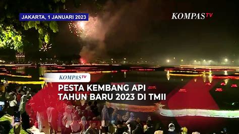 Pesta Kembang Api Meriahkan Malam Tahun Baru 2023 Di TMII Video