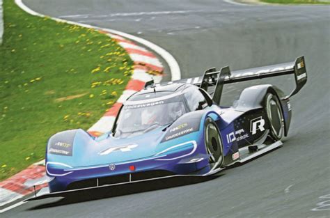 Volkswagen's electric race car set another speed record. Can it do that ...