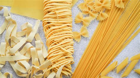 Overwhelmed By The Pasta Aisle? Try These 10 Popular Shapes