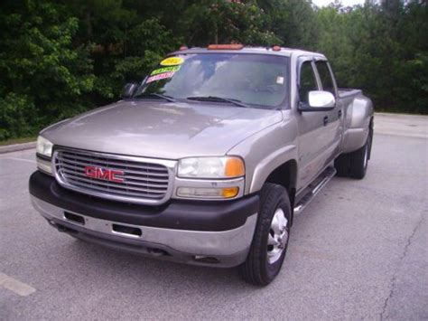 Sell Used 2001 Gmc Sierra 3500 4 Door Dually 81 Liter Gas Engine 187k Miles Nice Truck In