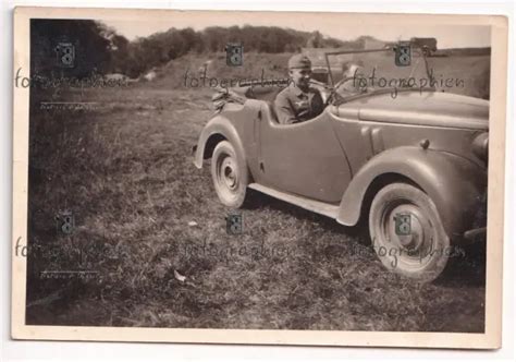 ORG FOTO FRANKREICH Rochefort Atlantik Luftwaffe Soldat Kfz Pkw 1942