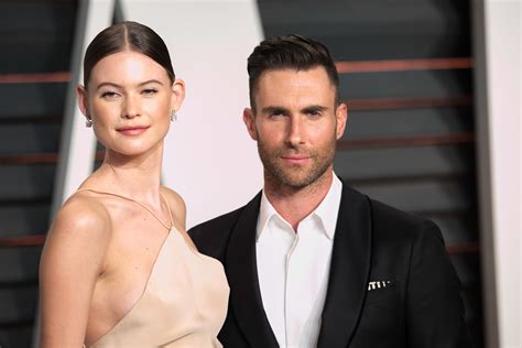 Pic Adam Levine And Wife Announce Theyre Expecting In The Cutest Way