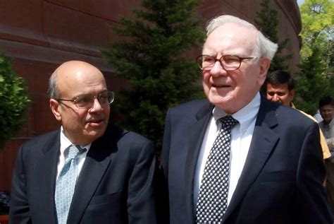 Warren Buffett Heaps Praise On Berkshire's Indian-Origin Employee Ajit Jain