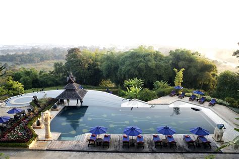 Anantara Golden Triangle Resort and Spa - Elephants And Jungle Bubbles