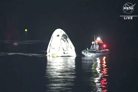 Nave De Spacex Regresa A Tierra Con Astronautas