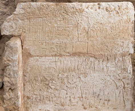 Saqqara Scoperta Una Tomba Di 3200 Anni Fa E Quattro Cappelle