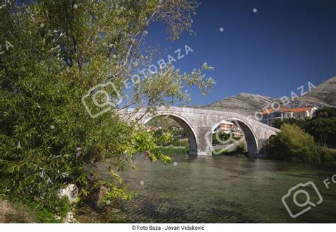 Arslanagića most Trebinje preuzmite fotografiju Foto Baza