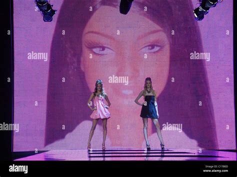 Alessanda Ambrosio And Carol Trentini C A Barbie And Hot Wheels Fashion Show Catwalk Sao