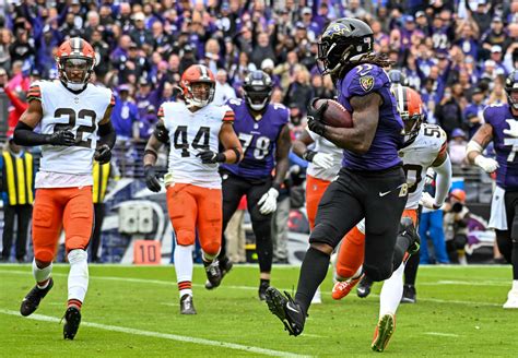 Ravens Escape The Browns And Finally Close Out A Second Half Lead