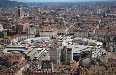 Porta Palazzo Torino Cambia