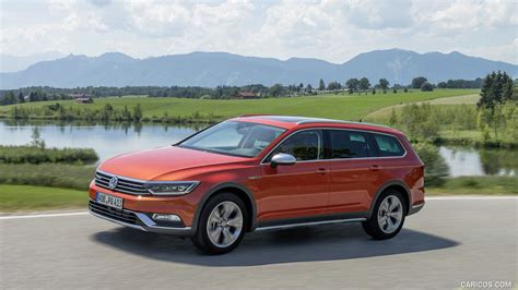 Volkswagen Passat Alltrack Side Wallpaper Caricos