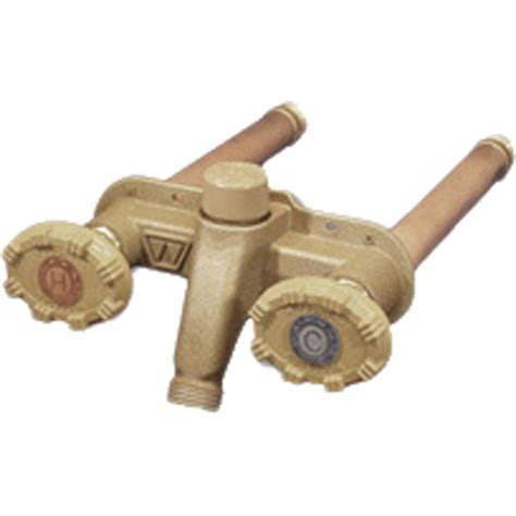 Woodford CP MH Freezeless Hot And Cold Wall Faucet