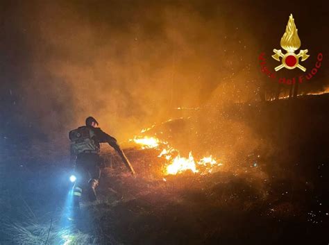 Peglio Incendio Nei Boschi In Localit Bivio Del Dosso In Posto I